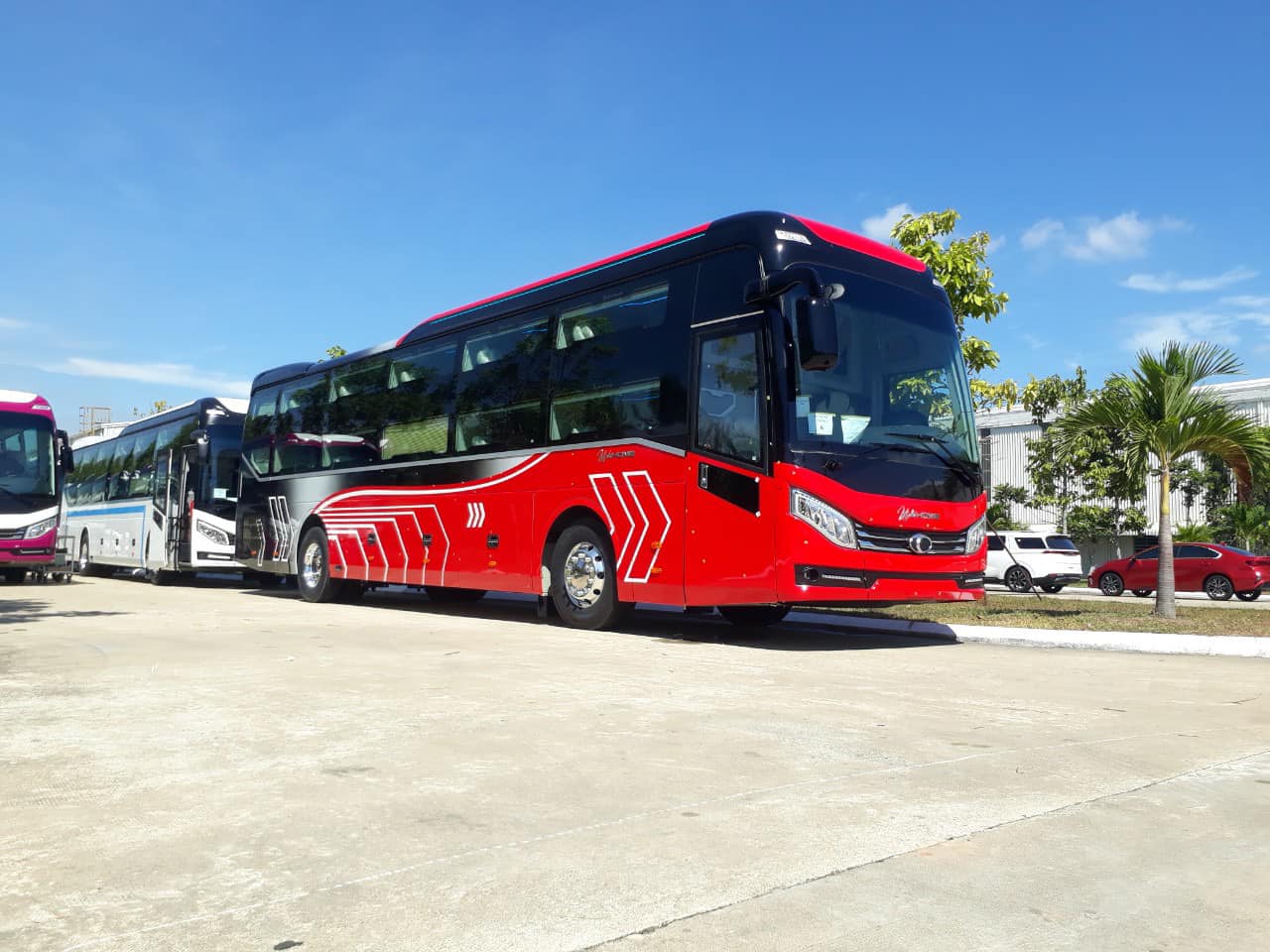 xe-quang-dung-hoi-an-da-lat.jpg