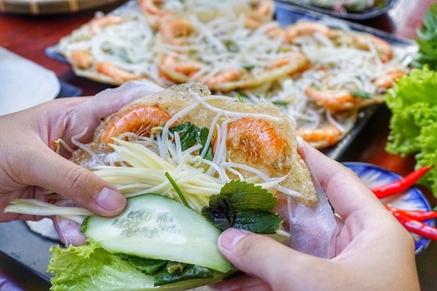 banh-xeo-hoi-an-mon-ngon-hap-dan.jpeg